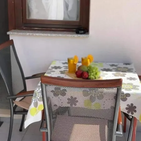 One Bedroom With Balcony 3 ビオグラード・ナ・モル
