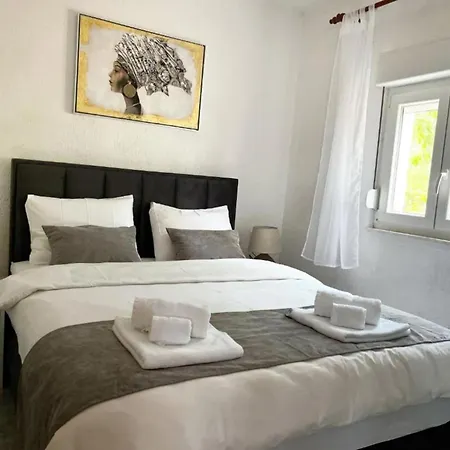 One Bedroom With Balcony 3 *