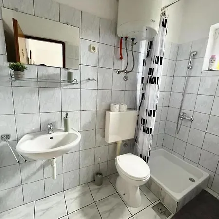 One Bedroom With Balcony 3